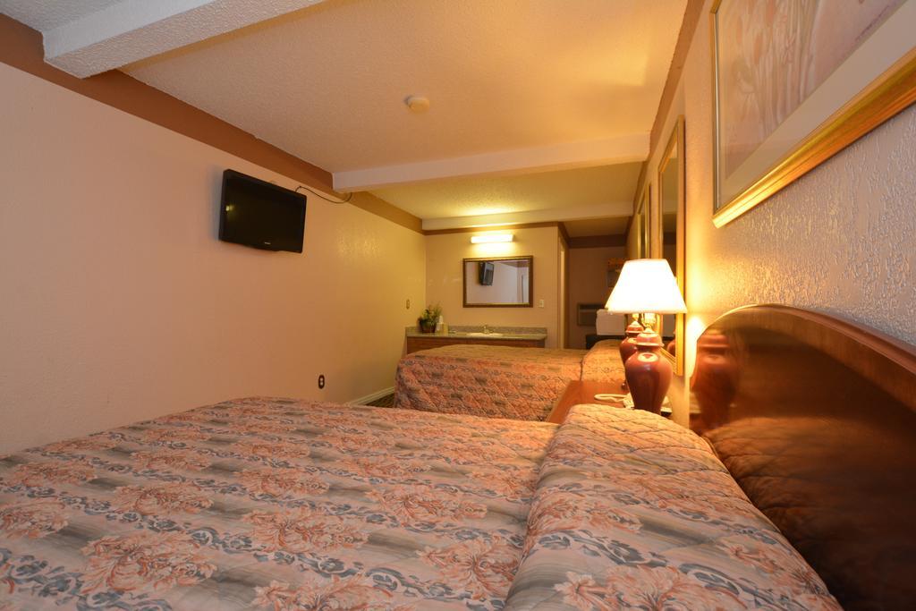 Newcastle Motel ภายนอก รูปภาพ