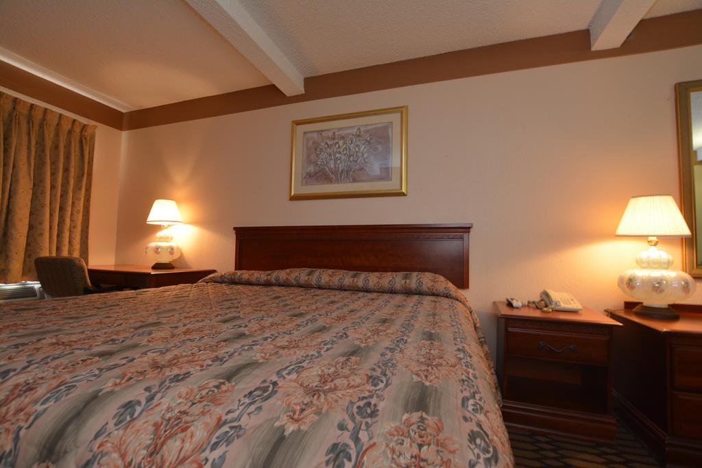 Newcastle Motel ภายนอก รูปภาพ