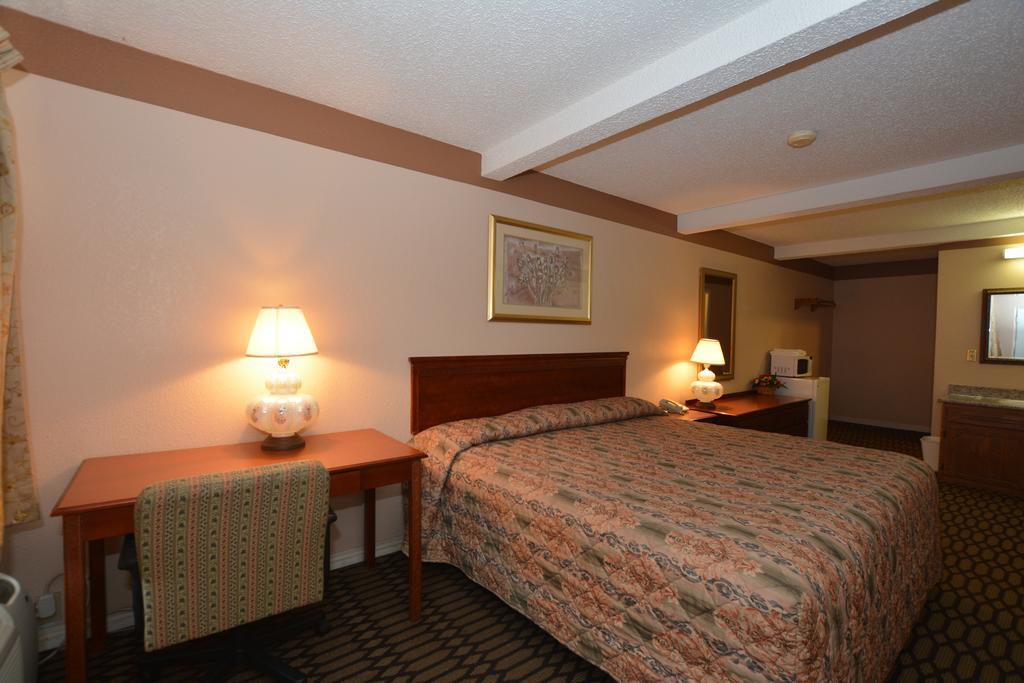 Newcastle Motel ภายนอก รูปภาพ
